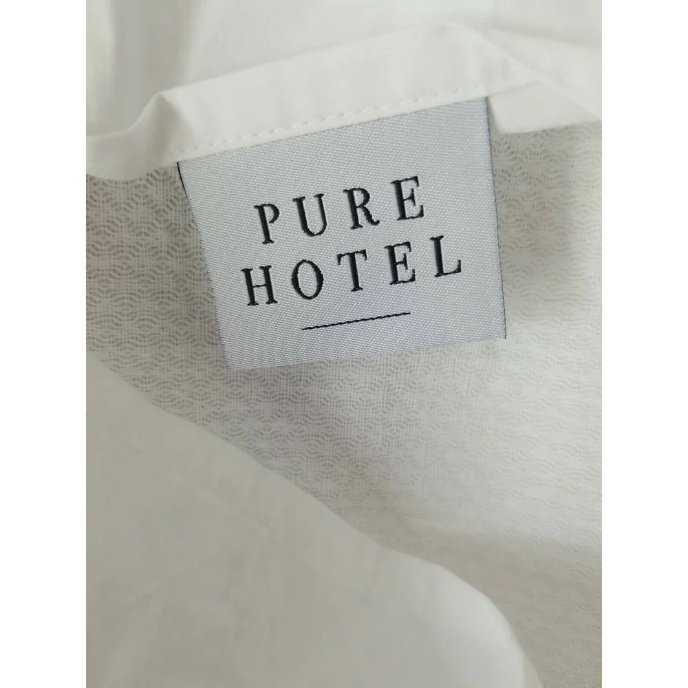 NWOT 1 PURE HOTEL White Blue Silver‎ Embroidered Frame Cotton King Sham